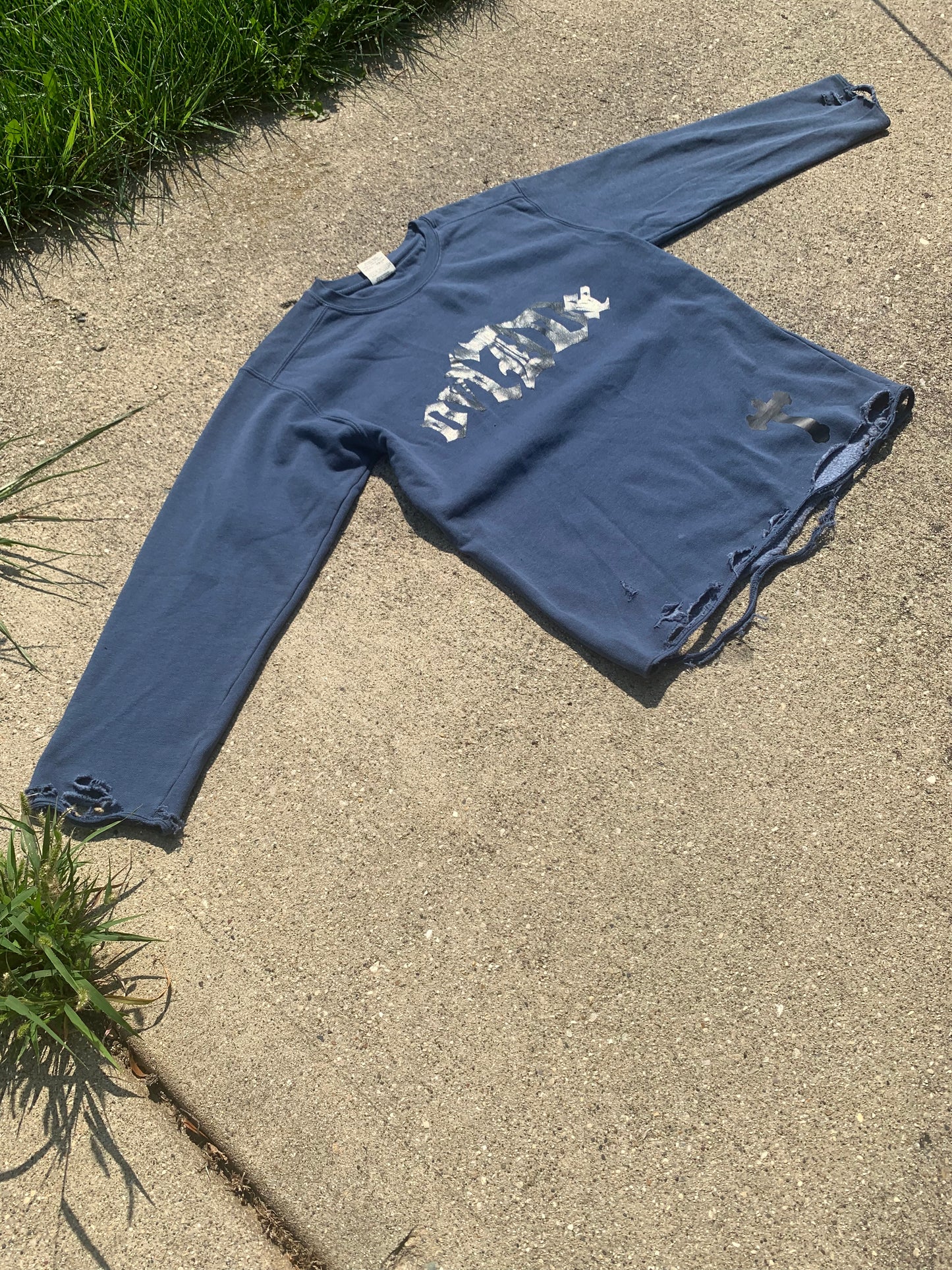 Cropped & Distressed Heavy Metal SweatShirt