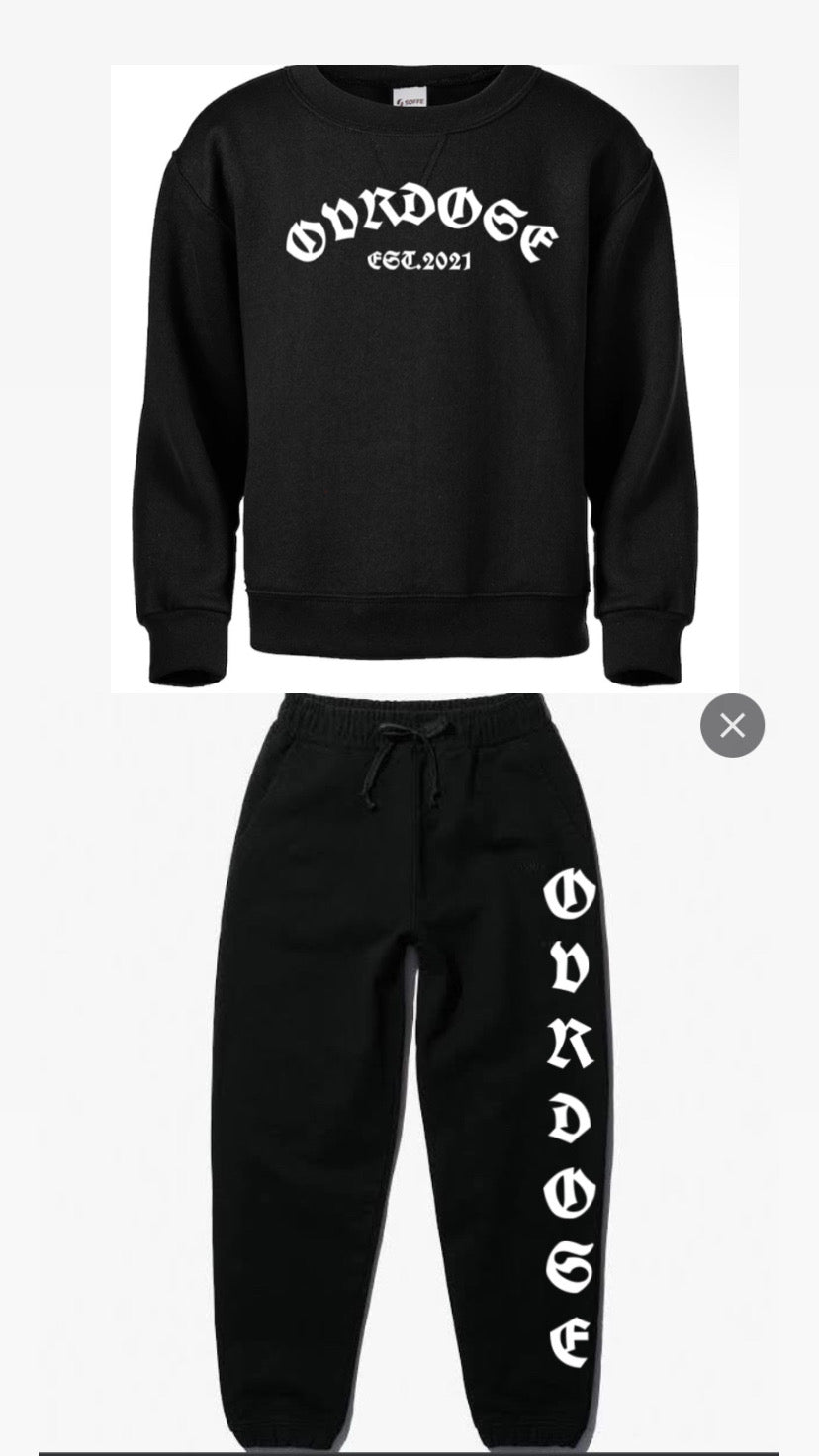 Black & White Crewneck sweatsuit